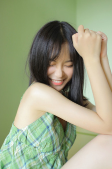 美女邻居爽不爽